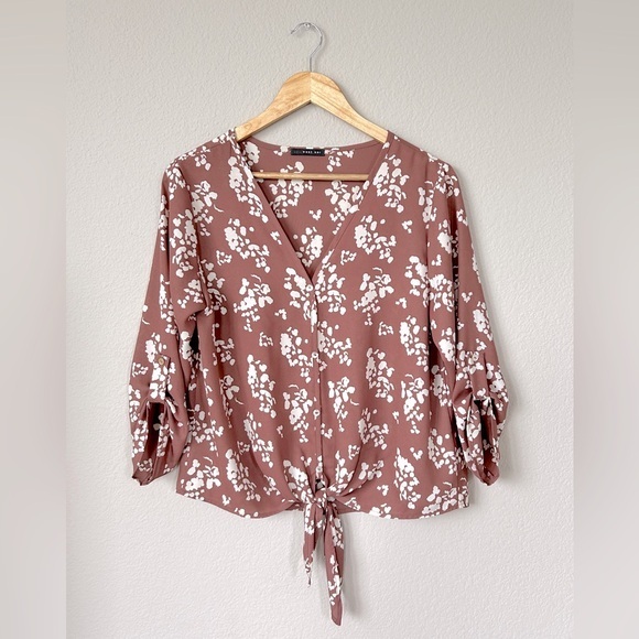West Kei Taleen Tie Front Floral Blouse, Small - Picture 1 of 11